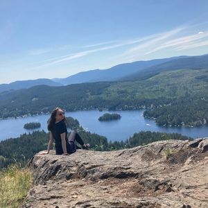 Meet your Posher, Natasha